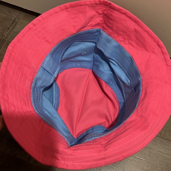 The Famous Von Dutch Kids Bucket Hat - Picture 2 of 2